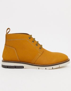 Silver Street cleated sole leather chukka boots in tan leather Silver Street cleated sole leather chukka boots in tan leather