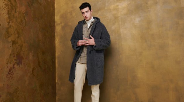 Bruce Herbelin-Earle, Rafferty Law + More Star in Topman Holiday '20 Campaign Actor Bruce Herbelin-Earle fronts Topman's holiday 2020 campaign.