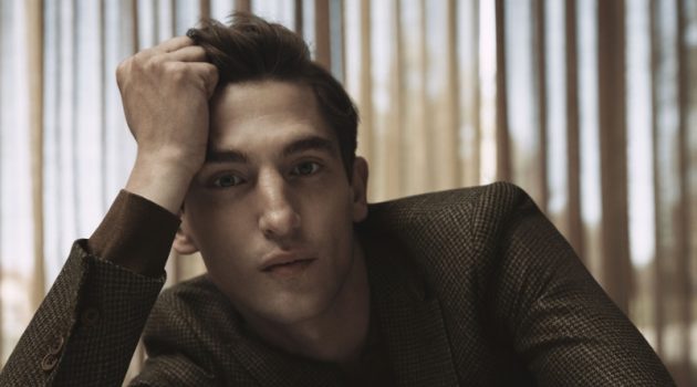 Joel, Anatol & Leo Embrace Sartorial Style in Corneliani Campaign Anatol Modzelewski takes up the spotlight for Corneliani's fall-winter 2020 campaign.