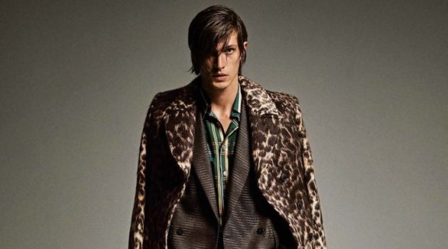 Edoardo Channels Rock 'n' Roll Elegance for Style Magazine Italia Edoardo Channels Rock 'n' Roll Elegance for Style Magazine Italia
