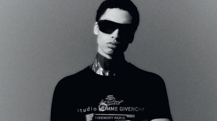 Sol Goss dons a suit with a logo tee for Givenchy's fall-winter 2020 campaign.