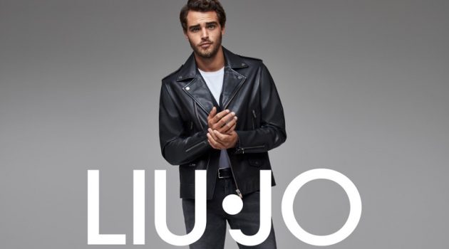 Pepe Hits the Studio for Liu Jo Uomo Campaign Rocking a leather biker jacket and skinny jeans, Pepe Barroso fronts Liu Jo Uomo's fall-winter 2020 campaign.