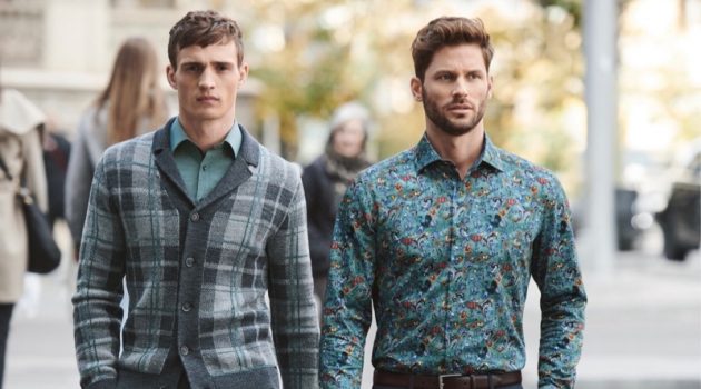 Julian & Samuel Travel to Barcelona with OLYMP OLYMP enlists models Julian Schneyder and Samuel Trepanier to front a fall outing in Barcelona.