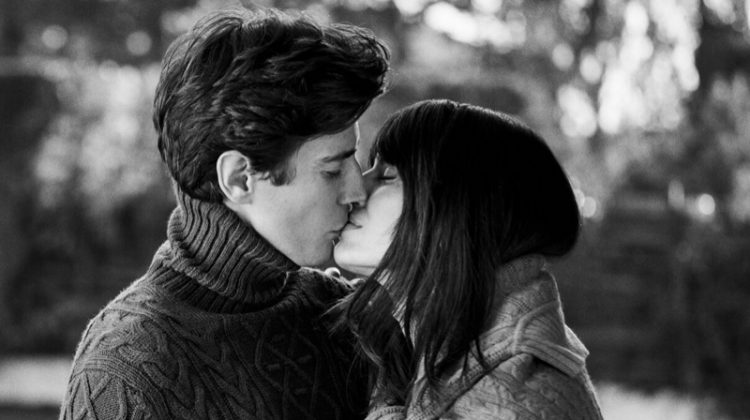 True Love: Oriol & Davinia Celebrate Christmas with Pedro del Hierro