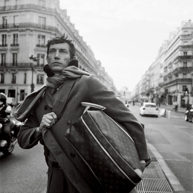 » Thilo Dons Chic Layers for WSJ. Magazine Thilo Muller 2020 WSJ Magazine Fashion Editorial 001