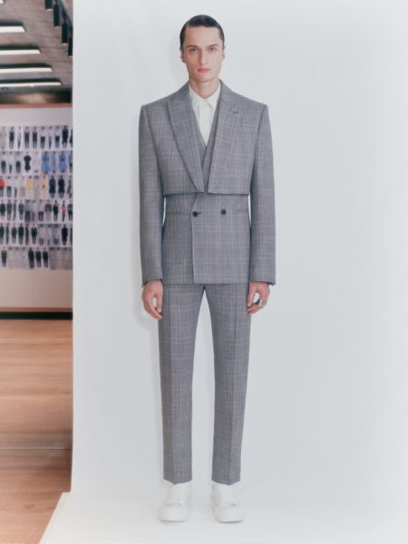 Alexander McQueen Menswear Pre-SS24 Collection