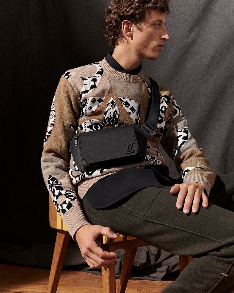 Louis Vuitton: Louis Vuitton Presents Its New Men's Leather Accessories  Collection: Aerogram - Luxferity