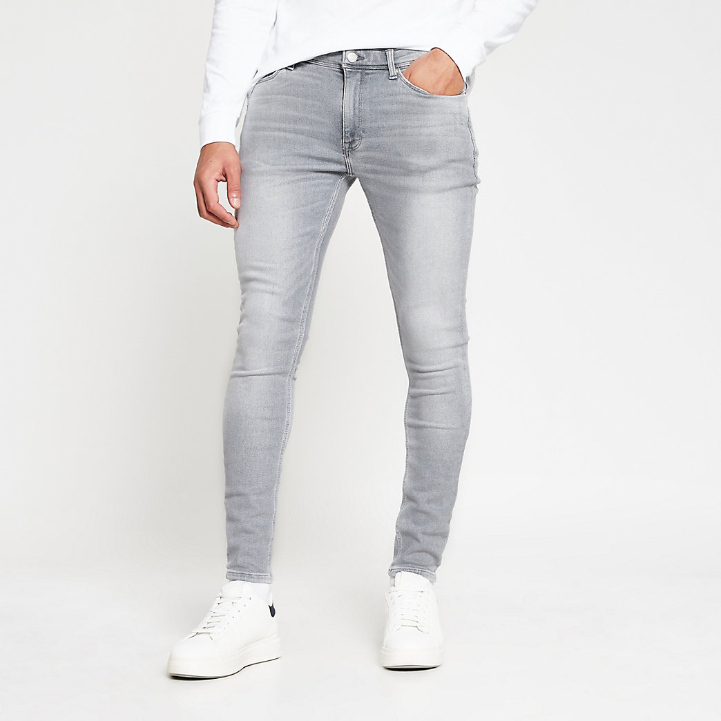 black ollie spray on skinny jeans