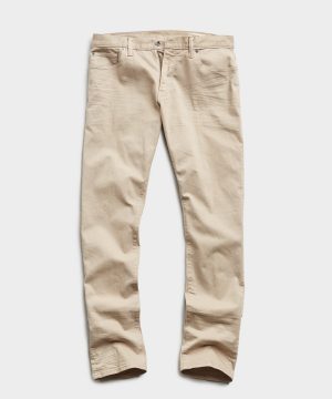 SLIM FIT 5-POCKET CHINO IN CASUAL KHAKI SLIM FIT 5-POCKET CHINO IN CASUAL KHAKI