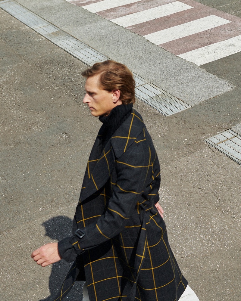 Taking up the spotlight, Rogier Bosschaart makes a sophisticated statement for Tagliatore's fall 2020-winter 2021 men's campaign.