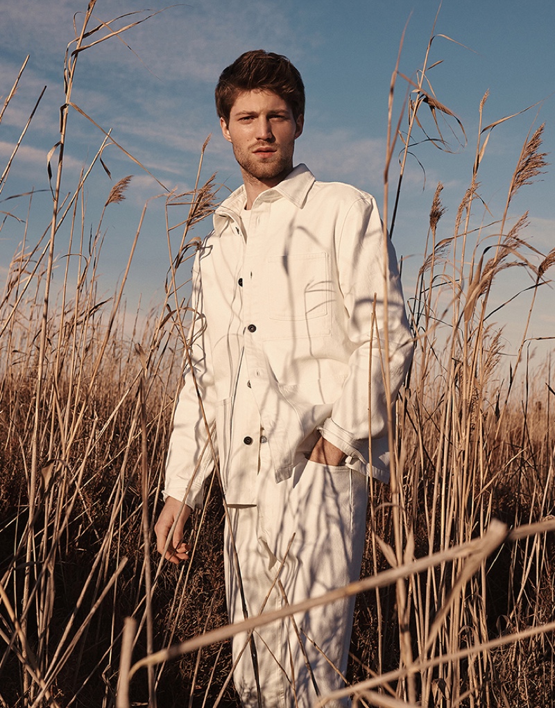 Front and center, Boyd Gates stars in Mango's spring-summer 2021 denim campaign. » All White Outfits for Men: The Essential Style Guide Front and center, Boyd Gates stars in Mango's spring-summer 2021 denim campaign.