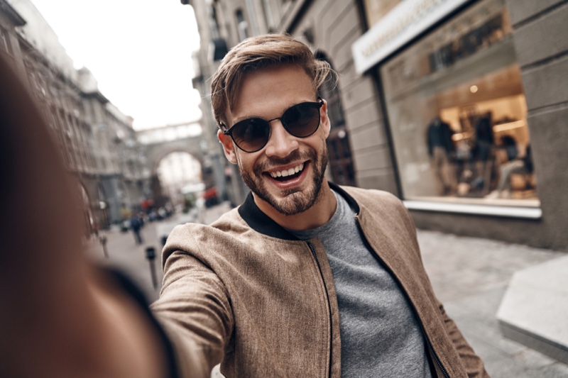 Tips for Posting a New Profile Picture on Social Media – The
