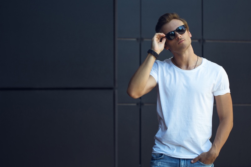 Tips for Posting a New Profile Picture on Social Media – The