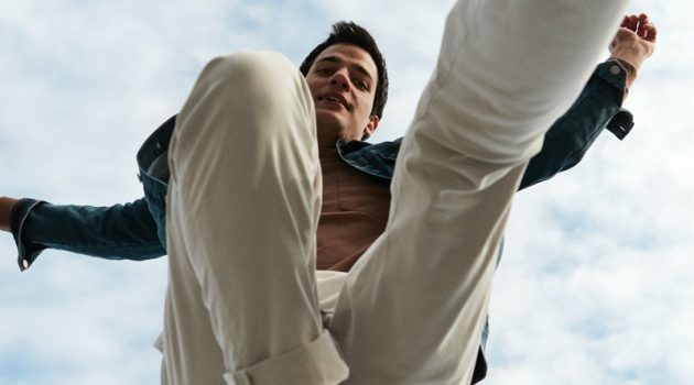 Mavi Heads to Vancouver for Spring Campaign Pedro Giaferris stars in Mavi's spring-summer 2021 men's campaign.