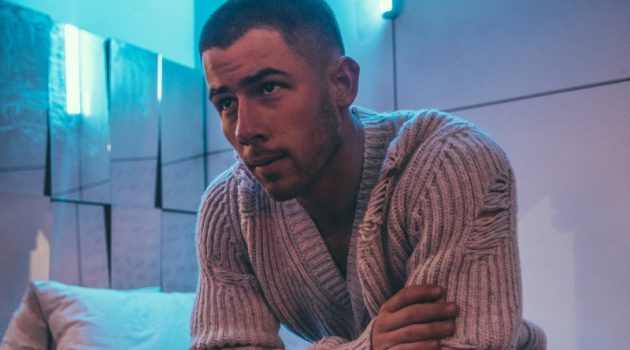 Nick Jonas Sports OMEGA Watch for 'Spaceman' Music Video Nick Jonas dons the Speedmaster Moonwatch Master Chronometer Canopus Gold watch for his "Spaceman" music video.
