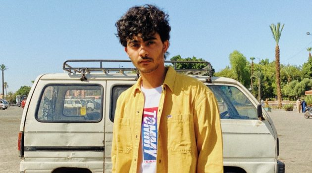 Tommy Jeans Serves Up '80s & '90s-Inspired Spring Denim Music manager Yazid Bezaz appears in Tommy Jeans' spring-summer 2021 men's campaign.