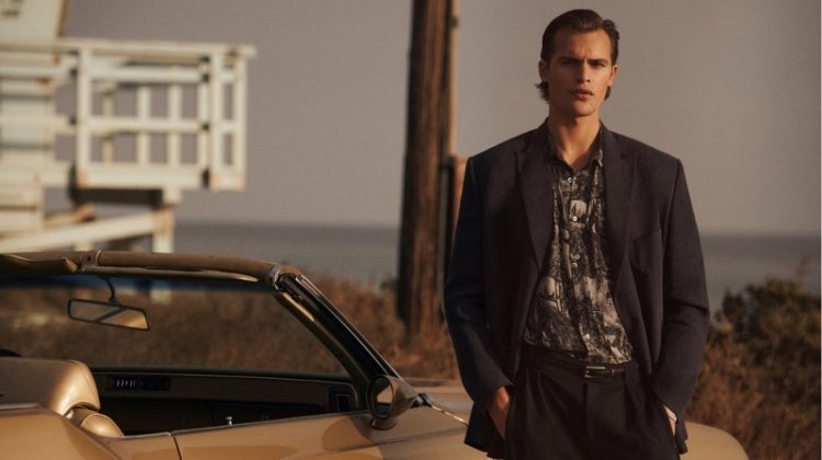 Embracing retro-inspired style, Parker van Noord fronts Zara Man's spring-summer 2021 campaign.