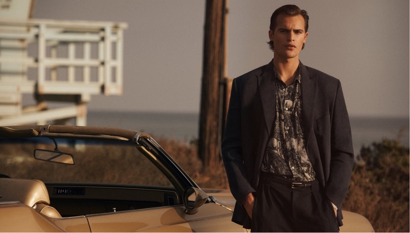 Embracing retro-inspired style, Parker van Noord fronts Zara Man's spring-summer 2021 campaign.
