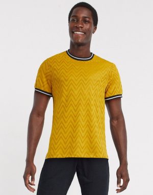 ASOS DESIGN t-shirt with tipping in chevron yellow jersey ASOS DESIGN t-shirt with tipping in chevron yellow jersey