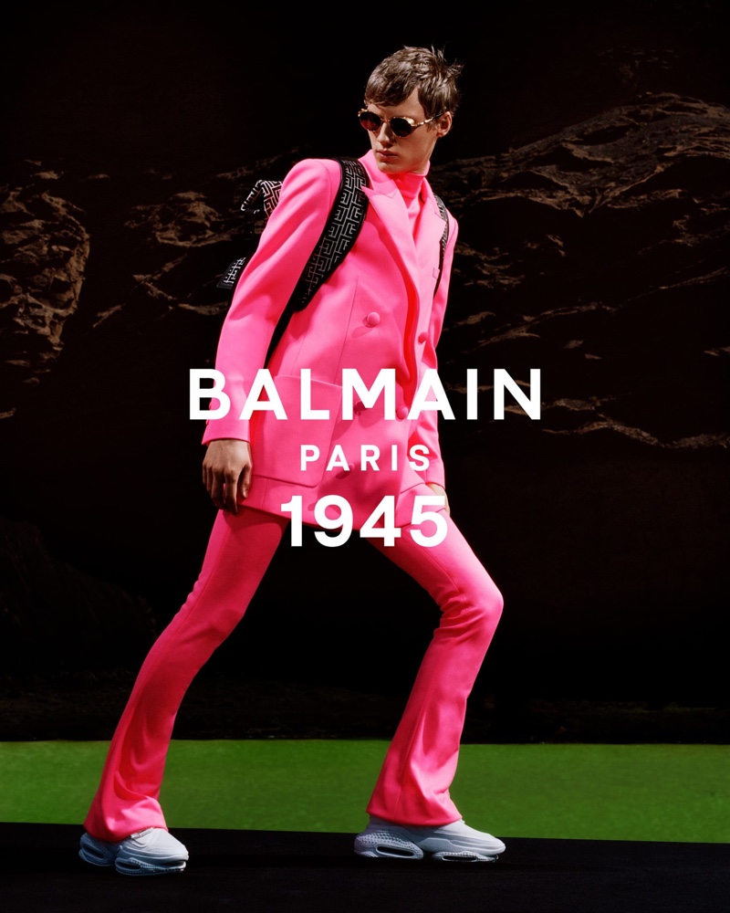 Rocking a hot pink look, Braien Vaiksaar fronts Balmain's spring-summer 2021 men's campaign.