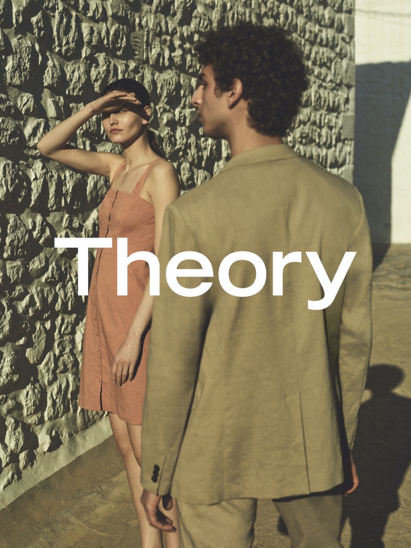 Models Kätlin Aas and Qaher Harhash come together for Theory's spring-summer 2021 campaign.