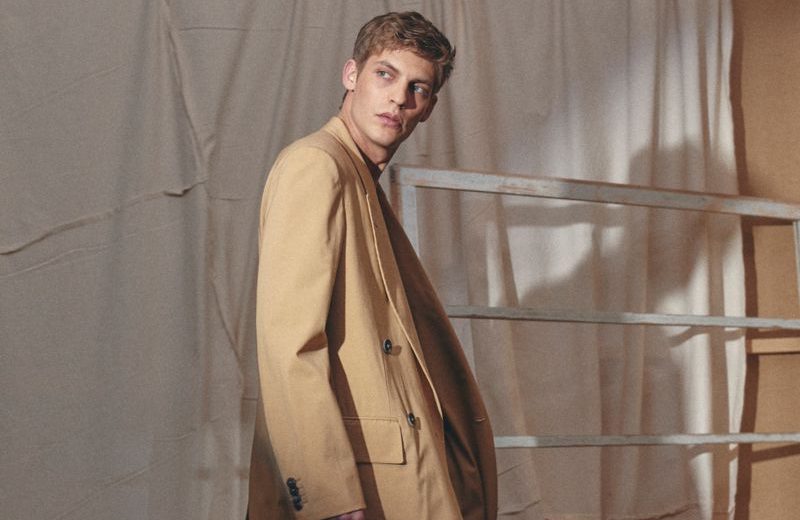 Baptiste Radufe Flaunts Spring Style for L’Officiel Hommes Italia