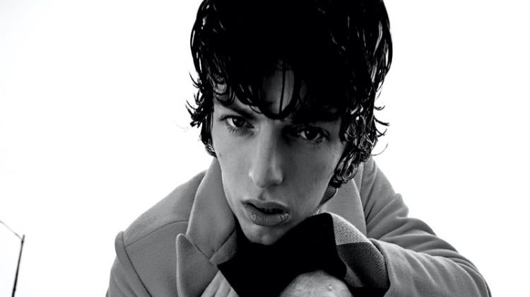 Fernando Albaladejo Hits His Best Angles for L’Officiel Hommes Belgium