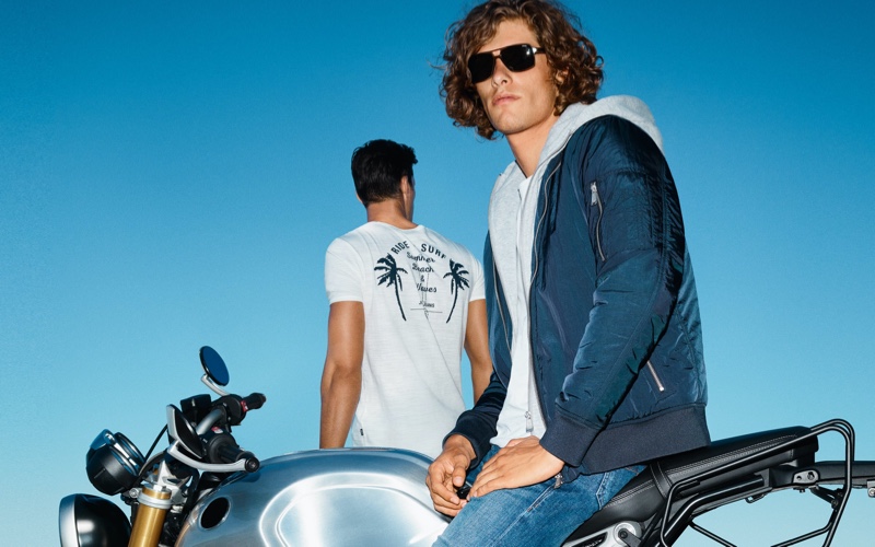 JOOP! enlists Umberto Villahermosa as the star of its spring-summer 2021 campaign.