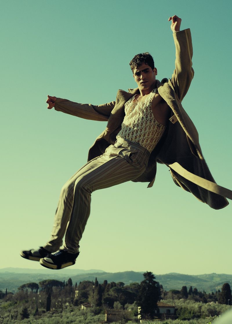 » Jhonattan Burjack Sports Dior Men for ICON Italy Jhonattan Burjack 2021 ICON Italy Fashion Editorial 001
