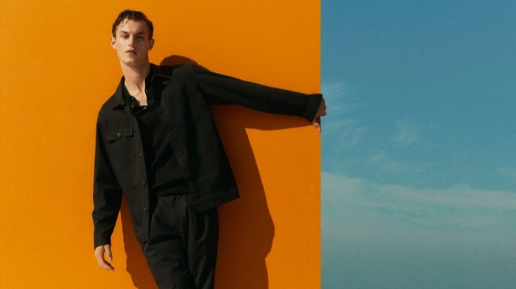 Kit Butler Takes to the Beach in Massimo Dutti