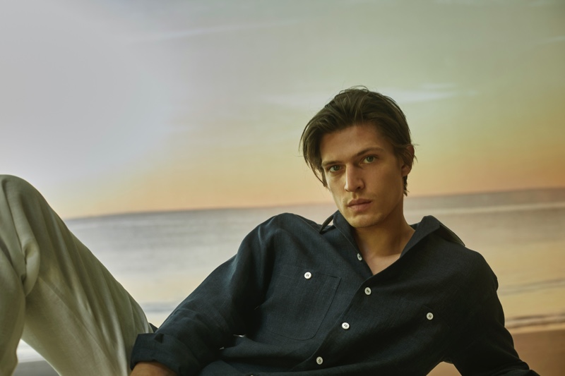 Edoardo Sebastianelli stars in the Loro Piana x Mytheresa capsule collection campaign. » A Chic Summer Arrives with Loro Piana x Mytheresa Capsule Collection Edoardo Sebastianelli stars in the Loro Piana x Mytheresa capsule collection campaign.