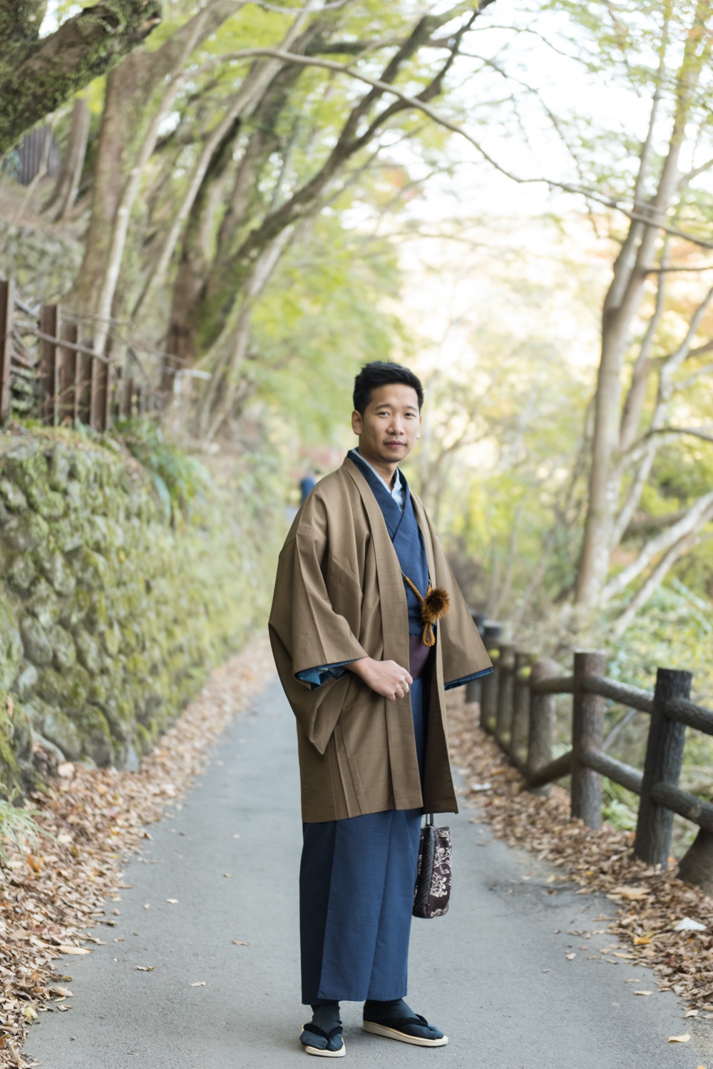 male black and purple kimono