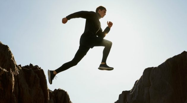 Julian Schneyder Heads Outdoors in Mango Man Active Collection Julian Schneyder fronts Mango Man's new outing for its Active collection.