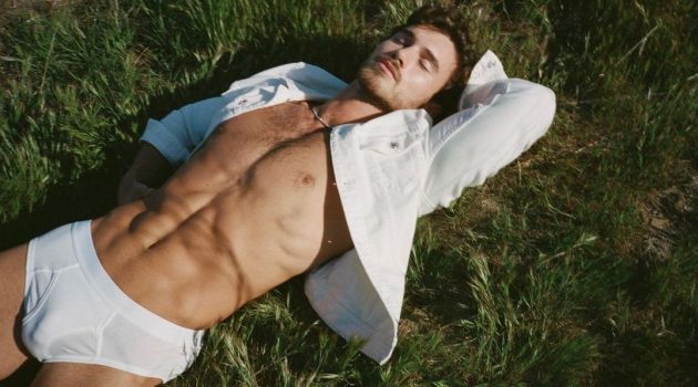 Michael Yerger Rocks GUESS for Man About Town Michael Yerger Rocks GUESS for Man About Town