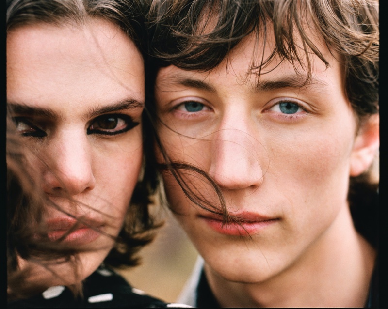 » Felix Cerutti & Romeo Ekwunoh Take to Wijk aan Zee for Numéro Netherlands Numero Netherlands 2021 Fashion Editorial 001