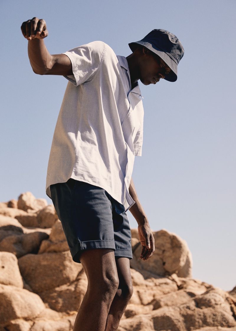 Selected enlists model Alpha Dia as the star of its spring-summer 2021 campaign. » Alpha Dia Takes in a Beach Day for Selected Campaign Selected enlists model Alpha Dia as the star of its spring-summer 2021 campaign.