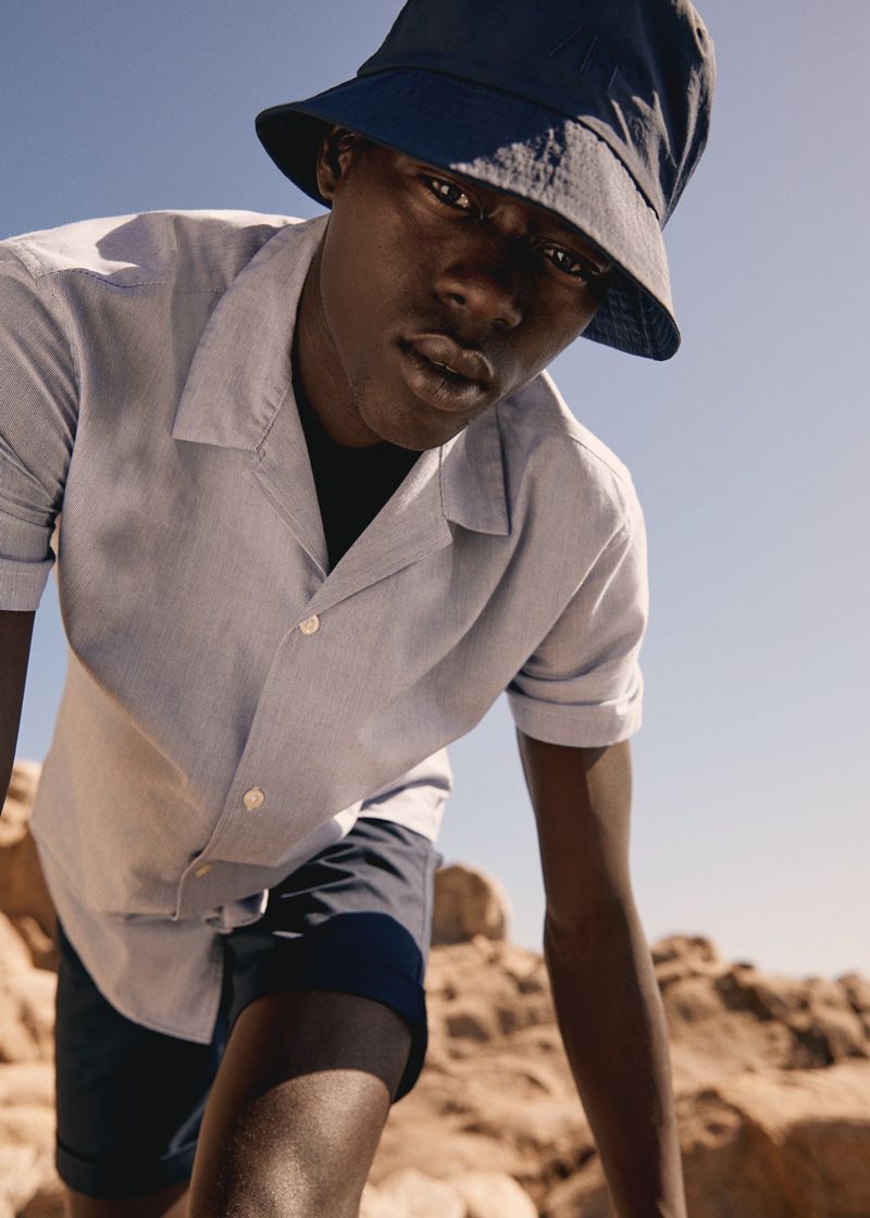 Alpha Dia fronts Selected's spring-summer 2021 campaign. » Alpha Dia Takes in a Beach Day for Selected Campaign Alpha Dia fronts Selected's spring-summer 2021 campaign.