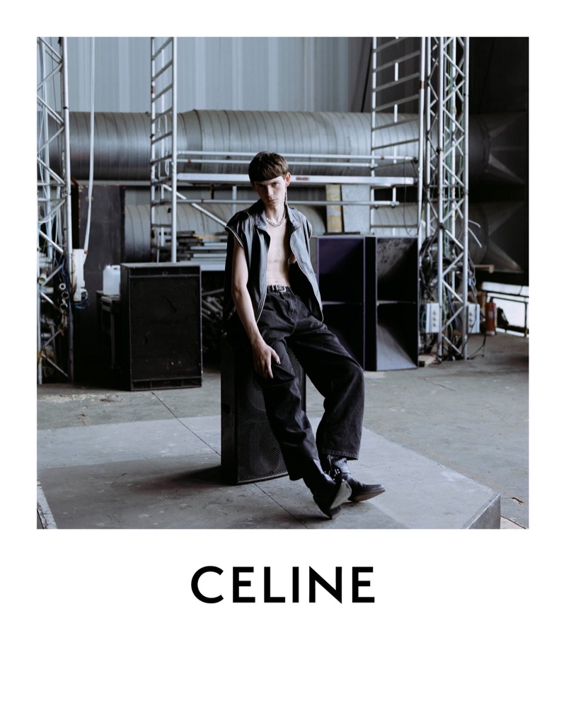 Front and center, Isaac Lane appears in Celine's spring-summer 2021 men's campaign. » Isaac Lane Embraces Cool Black Style for Celine Campaign Front and center, Isaac Lane appears in Celine's spring-summer 2021 men's campaign.