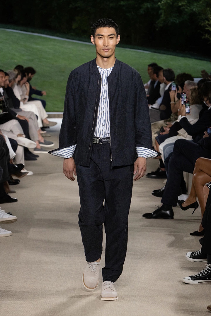 Giorgio Armani Spring Summer 2022 Mens Collection Runway Show 016