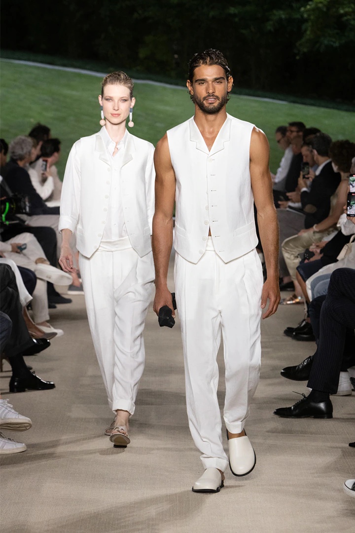 Giorgio Armani Spring Summer 2022 Mens Collection Runway Show 051