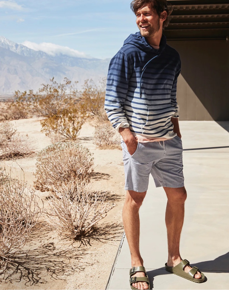 Connecting with J.Crew for the summer season, Josh Upshaw rocks the brand's 8" swim trunk in seersucker. » Josh Upshaw Brightens the Mood in Exciting J.Crew Swimwear Connecting with J.Crew for the summer season, Josh Upshaw rocks the brand's 8" swim trunk in seersucker.