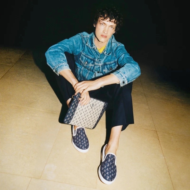 Front and center, Swann Guerrault connects with Jimmy Choo in the fashion brand's logo'd slip-on sneakers. » Swann Guerrault Sports Jimmy Choo Beach Capsule Collection Front and center, Swann Guerrault connects with Jimmy Choo in the fashion brand's logo'd slip-on sneakers.