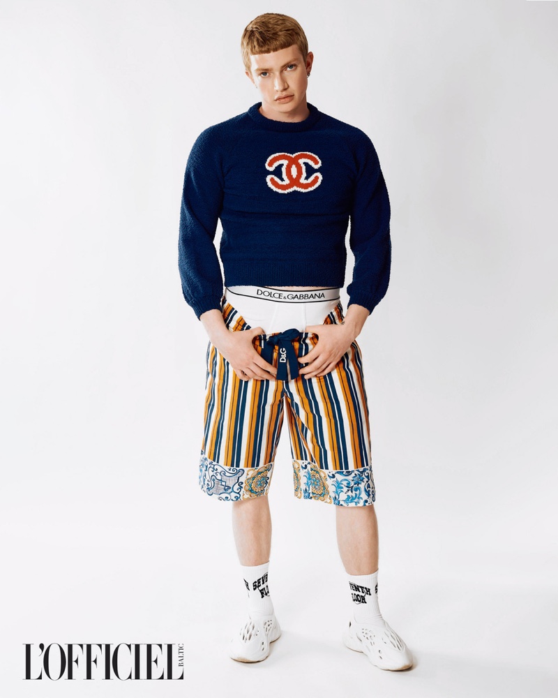 » Jonathan Louth is Label Obsessed for L'Officiel Hommes Baltic Jonathan Louth 2021 LOfficiel Hommes Baltics Fashion Editorial 001