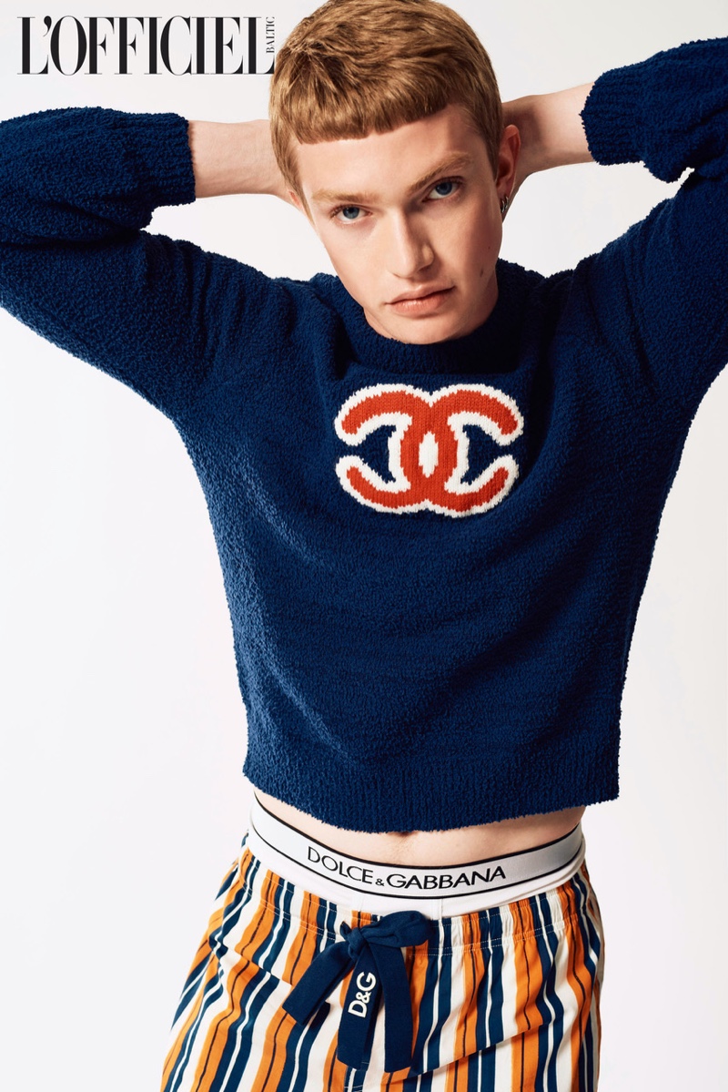 » Jonathan Louth is Label Obsessed for L'Officiel Hommes Baltic Jonathan Louth 2021 LOfficiel Hommes Baltics Fashion Editorial 002