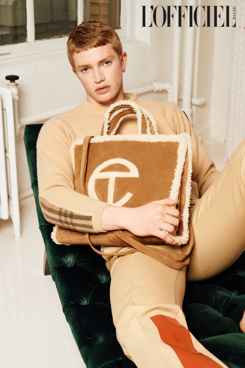 » Jonathan Louth is Label Obsessed for L'Officiel Hommes Baltic Jonathan Louth 2021 LOfficiel Hommes Baltics Fashion Editorial 004