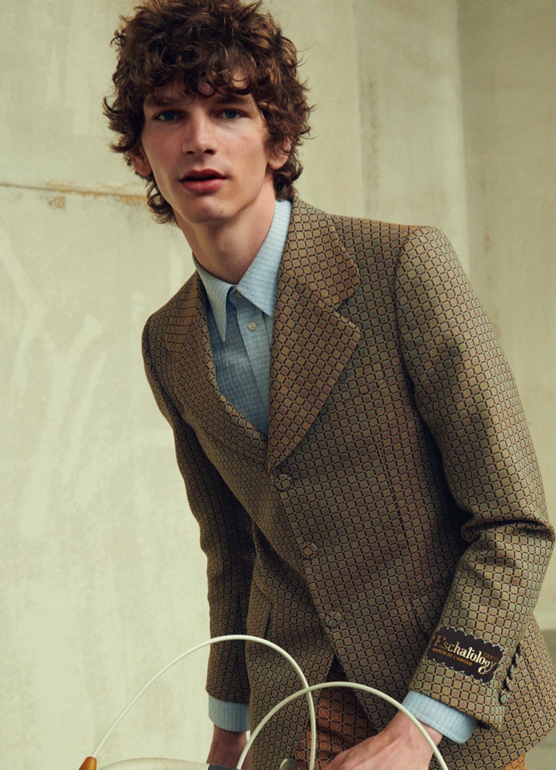 Erik Van Gils dons a Gucci suit for Mytheresa's pre-fall 2021 men's campaign.