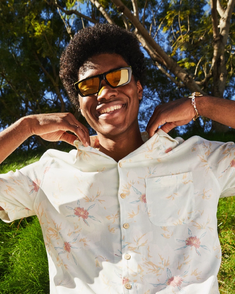 » Sunglass Hut Trends with Must-have Summer Shades Sunglass Hut 2021 Mens Sunglasses Summer Trends 010