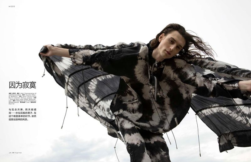 » Wellington Grant Ventures Outdoors for L'Officiel Hommes China Wellington Grant 2021 LOfficiel Hommes China Fashion Editorial 002