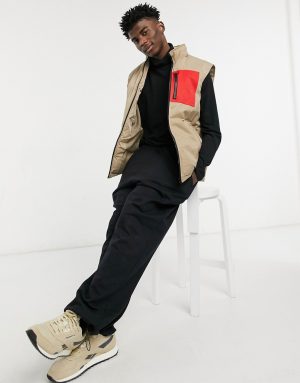 ASOS DESIGN wadded vest in stone with contrast pocket-Neutral ASOS DESIGN wadded vest in stone with contrast pocket-Neutral