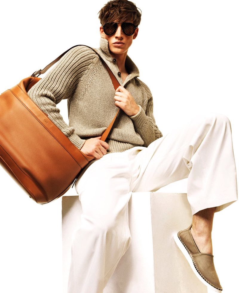 » Amerigo Valenti Peacocks in Designer Style for Gentleman Italia Amerigo Valenti 2021 Gentleman Italia Fashion Editorial 005